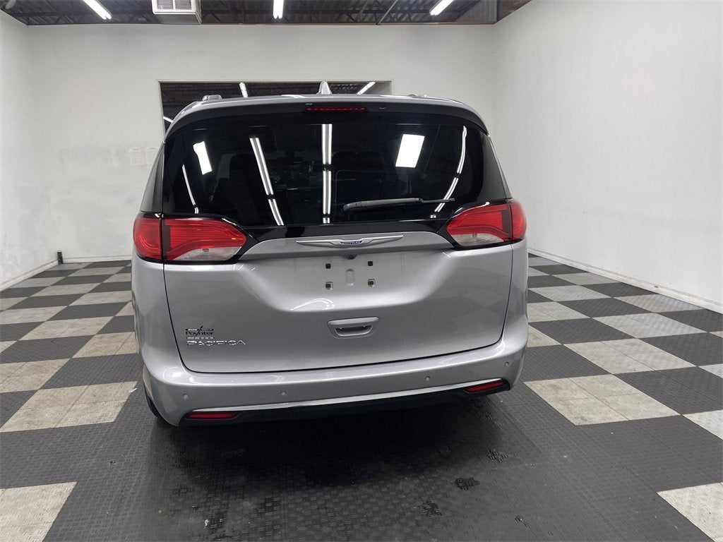 2019 Chrysler Pacifica Touring L Plus