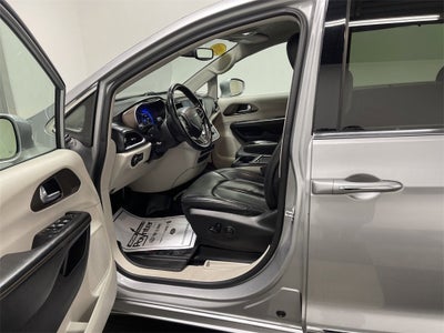 2019 Chrysler Pacifica Touring L Plus