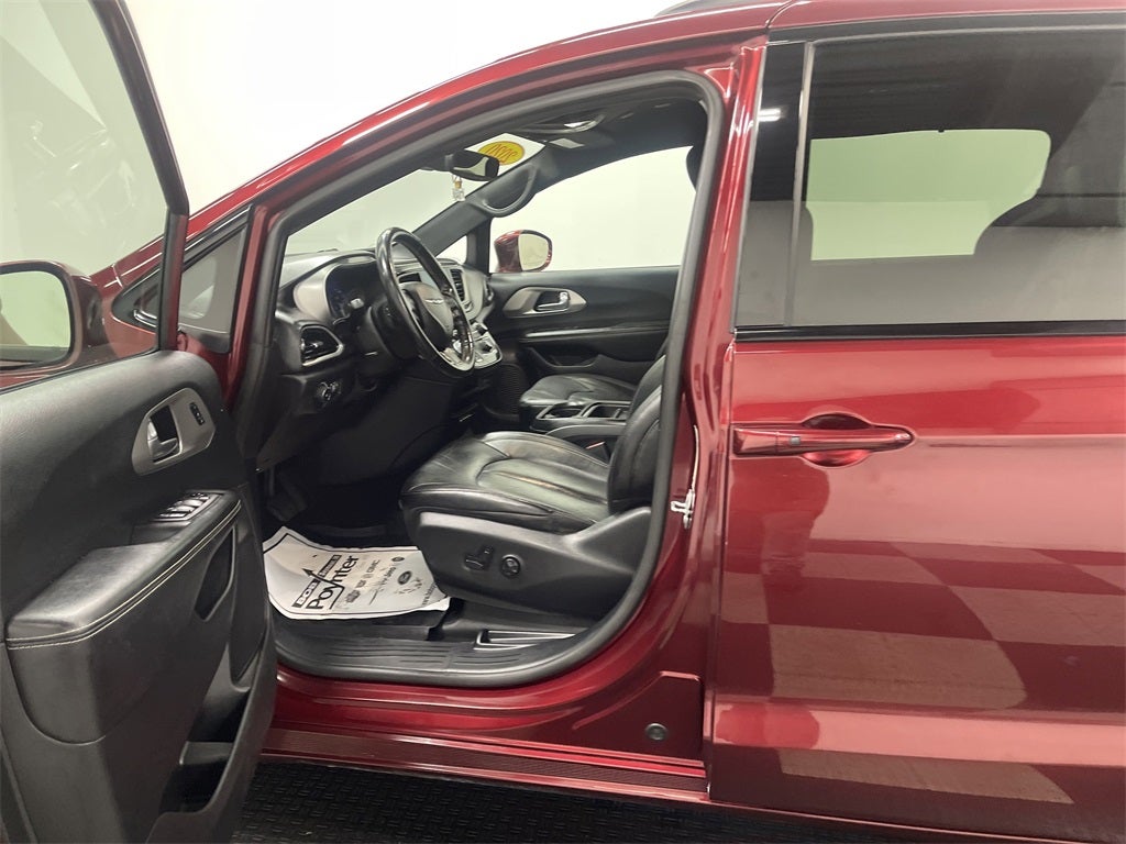 2020 Chrysler Pacifica AWD Launch Edition