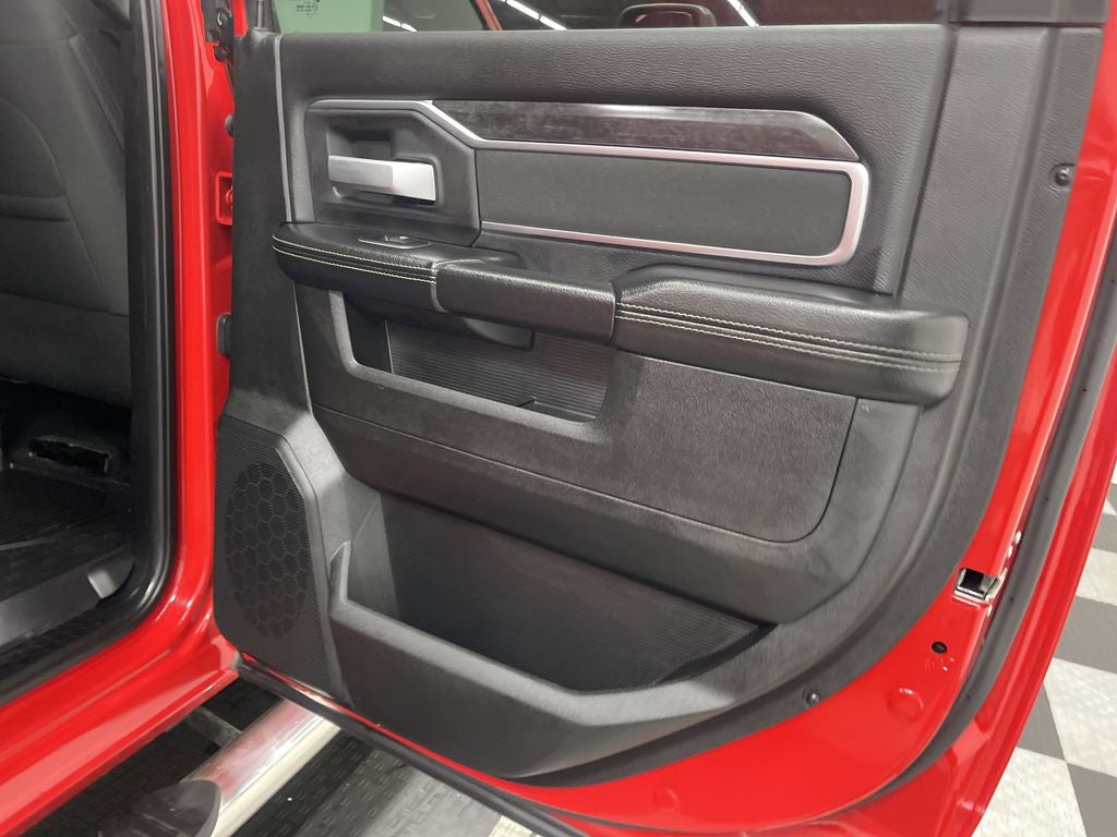 2024 RAM 3500 Big Horn Crew Cab 4x4 8' Box