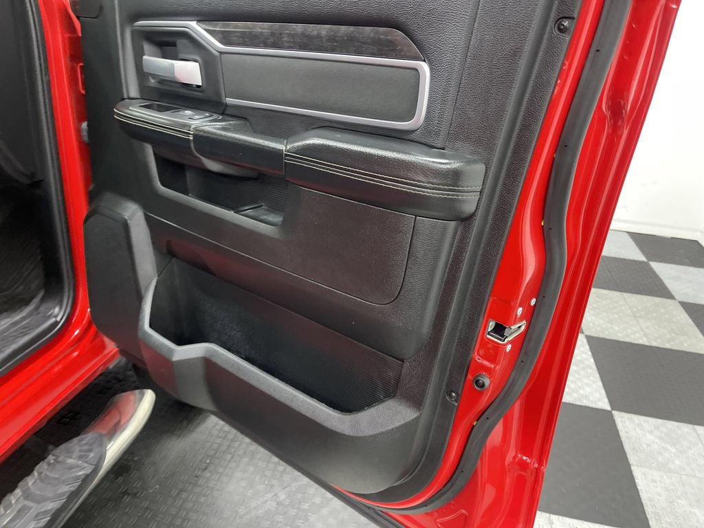 2024 RAM 3500 Big Horn Crew Cab 4x4 8' Box
