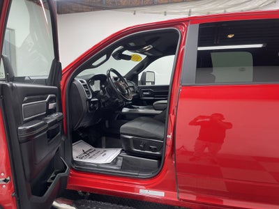 2024 RAM 3500 Big Horn Crew Cab 4x4 8' Box