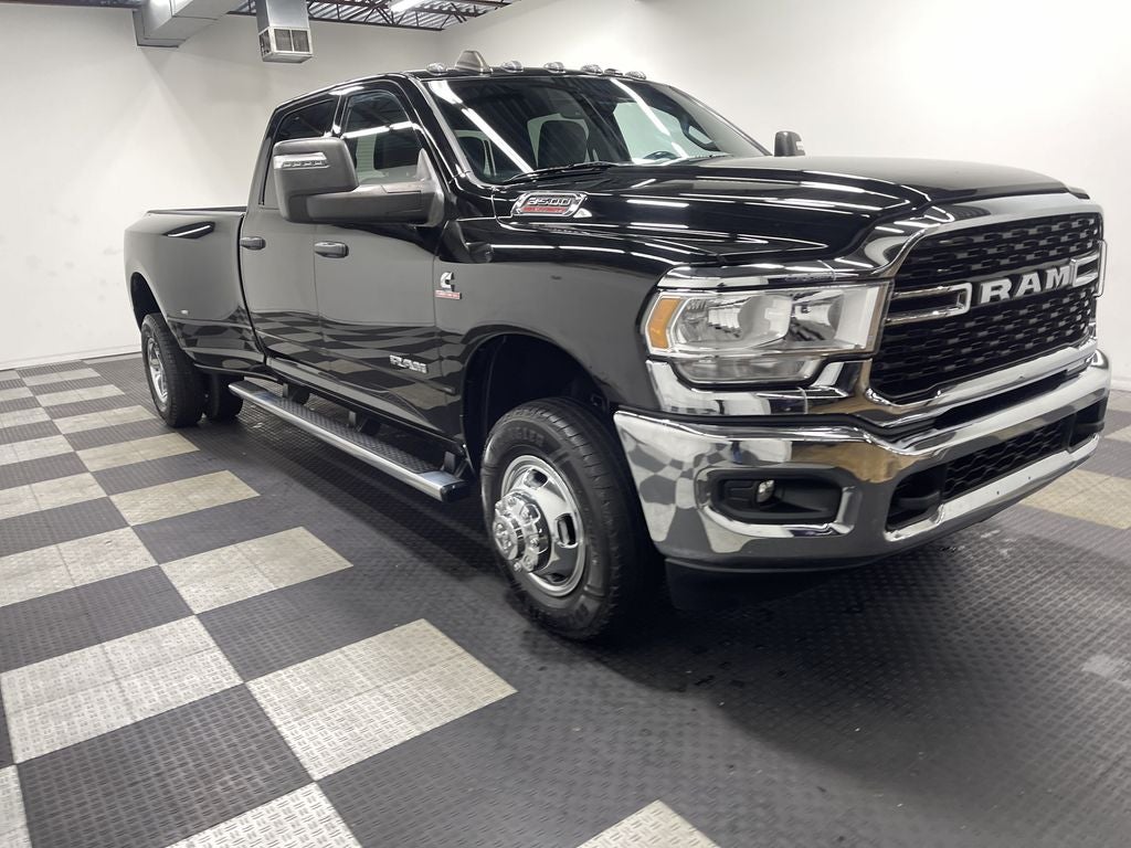 2024 RAM 3500 Big Horn Crew Cab 4x4 8' Box
