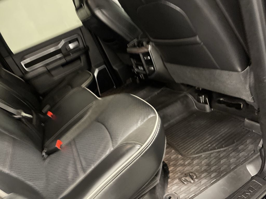 2025 RAM 3500 Laramie Crew Cab 4x4 8' Box