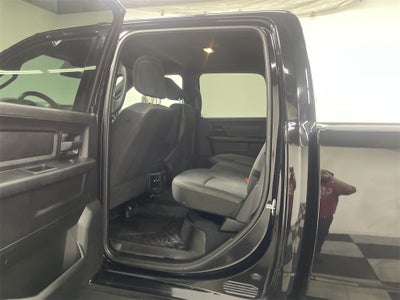 2022 RAM 2500 Tradesman Crew Cab 4x4 6'4' Box