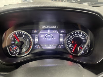 2022 RAM 2500 Tradesman Crew Cab 4x4 6'4' Box