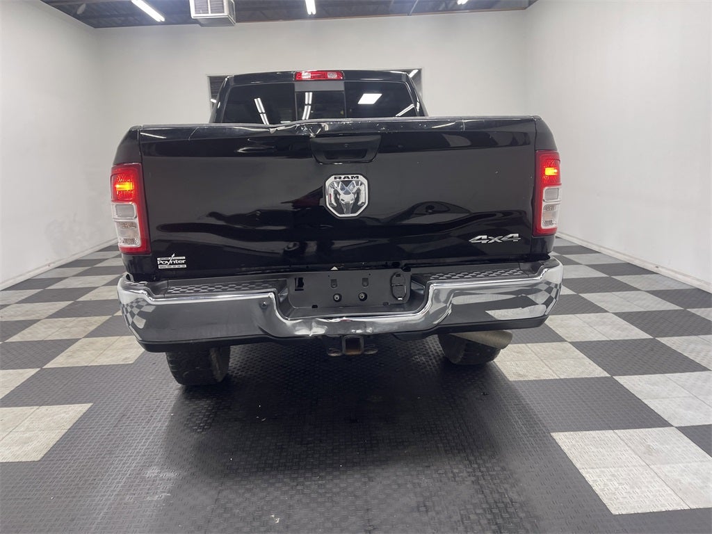 2022 RAM 2500 Tradesman Crew Cab 4x4 6'4' Box