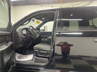 2022 RAM 2500 Tradesman Crew Cab 4x4 6'4' Box