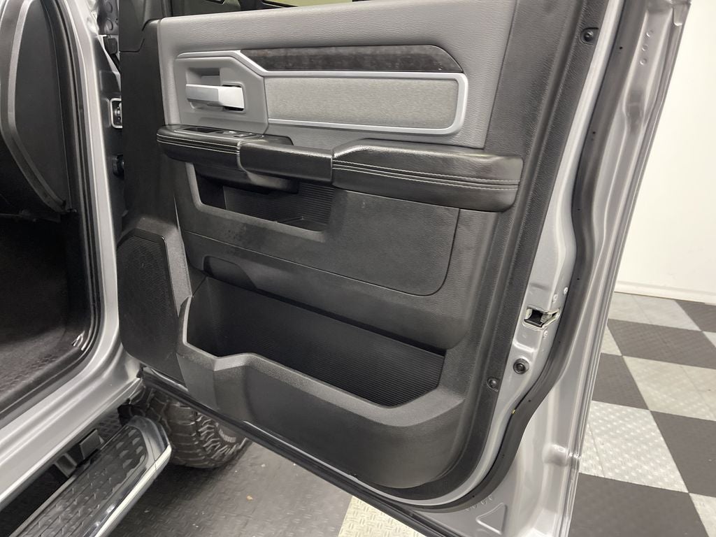 2023 RAM 2500 Big Horn Crew Cab 4x4 6'4' Box
