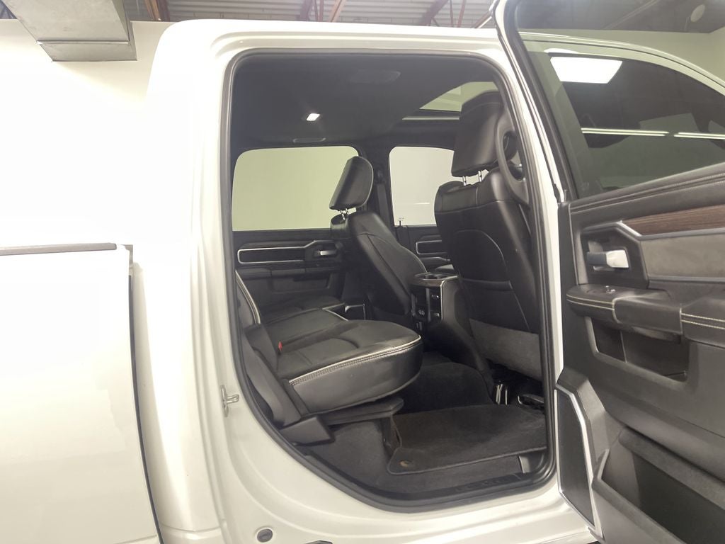 2025 RAM 2500 Laramie Crew Cab 4x4 6'4' Box