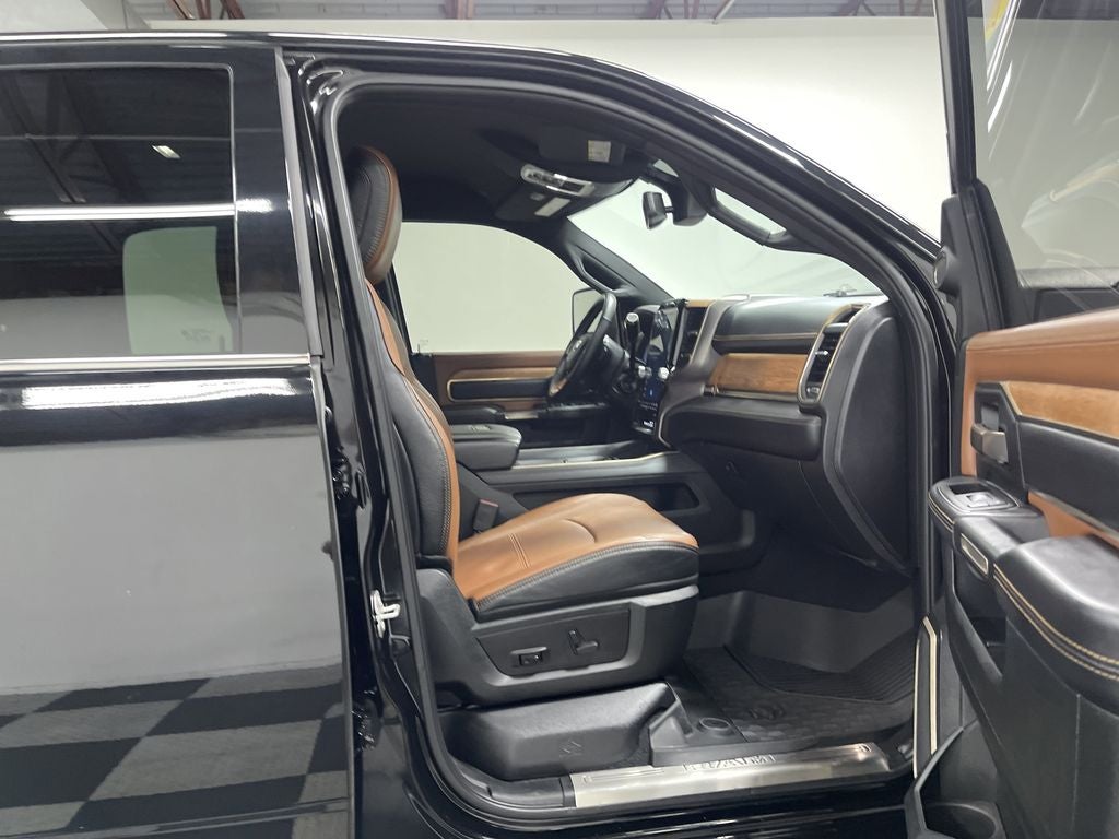 2024 RAM 2500 Limited Longhorn Crew Cab 4x4 6'4' Box