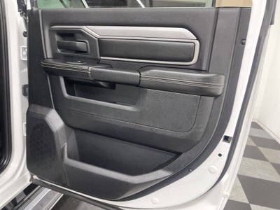 2020 RAM 2500 Tradesman Crew Cab 4x4 8' Box