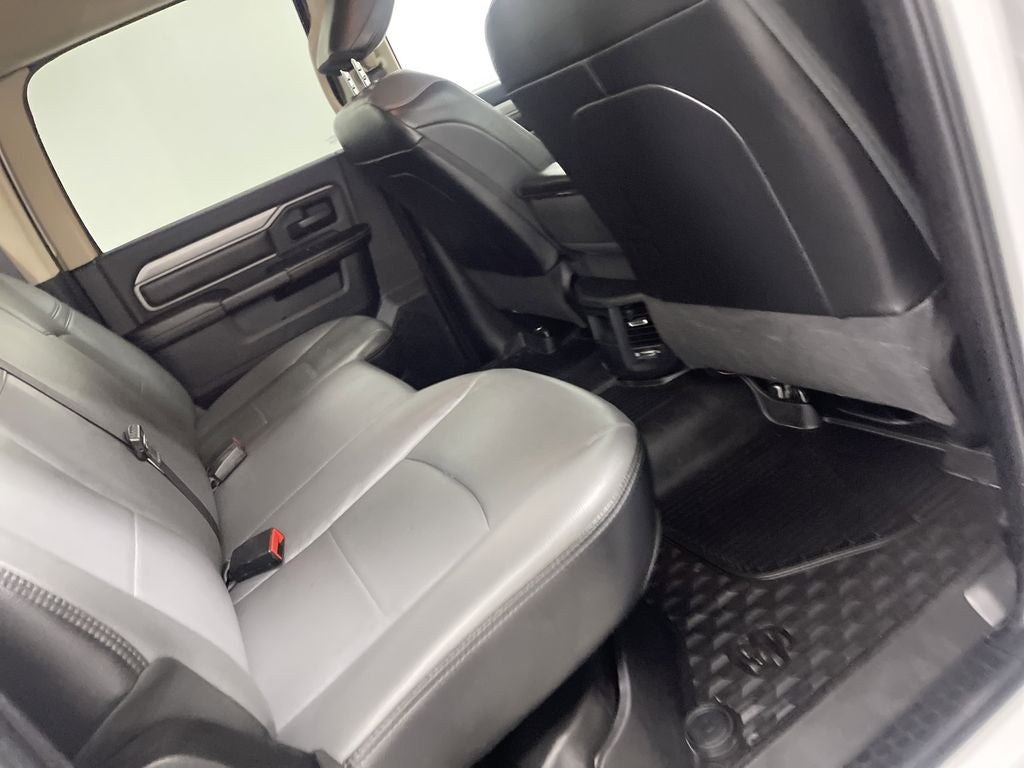 2020 RAM 2500 Tradesman Crew Cab 4x4 8' Box