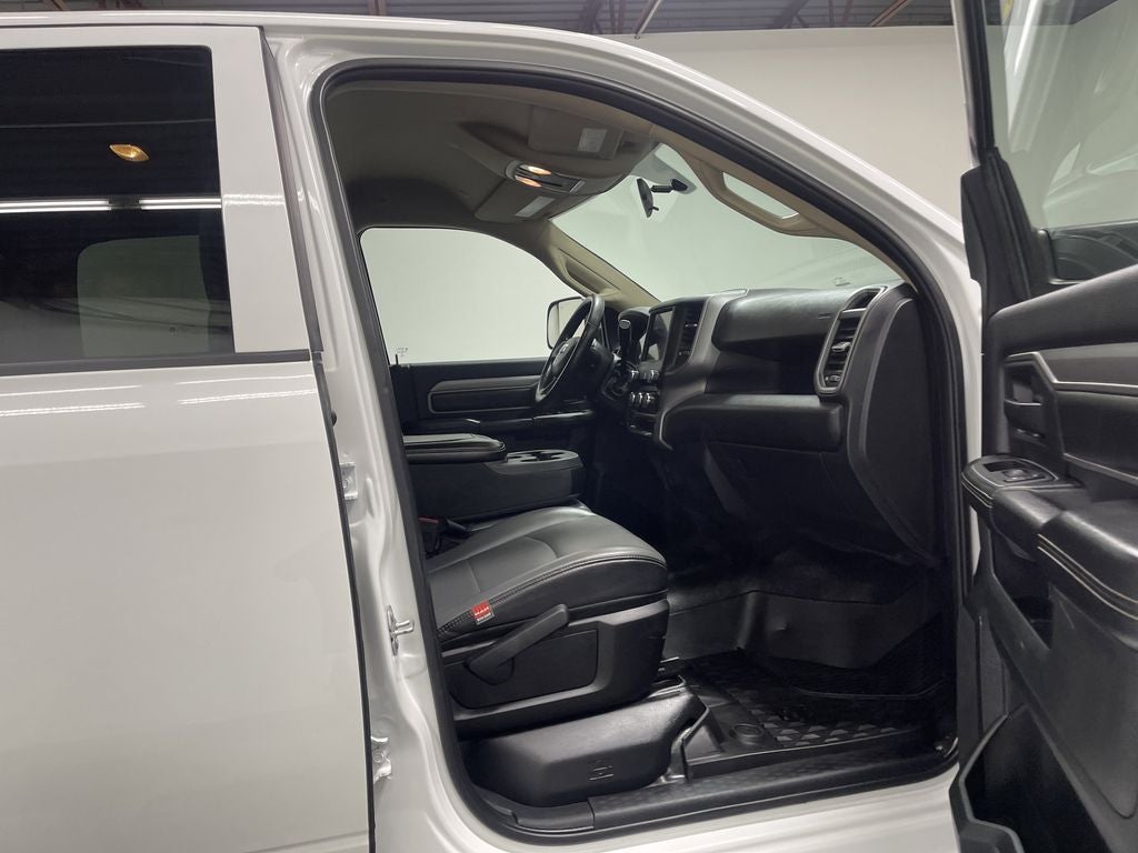 2020 RAM 2500 Tradesman Crew Cab 4x4 8' Box
