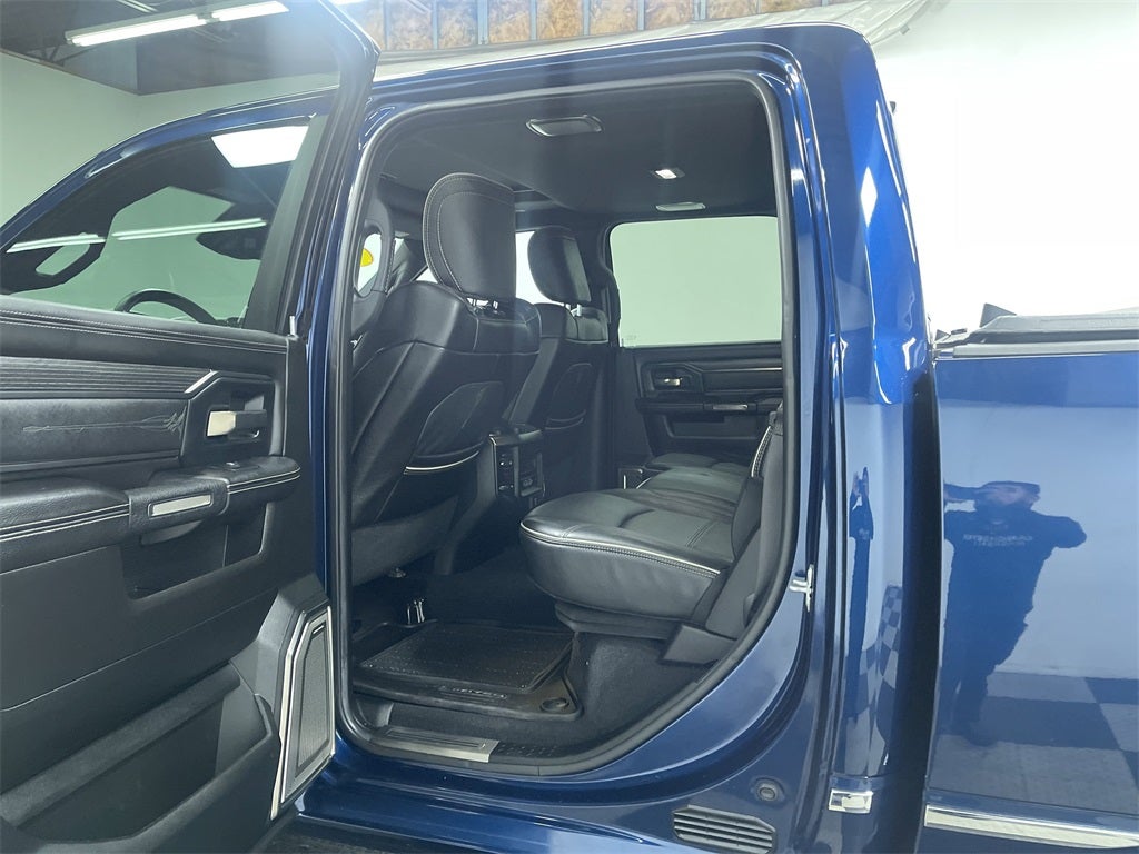 2019 RAM 2500 Limited Crew Cab 4x4 6'4' Box