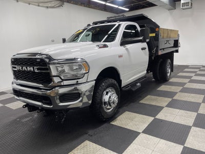 2022 RAM 3500 Chassis Tradesman/SLT
