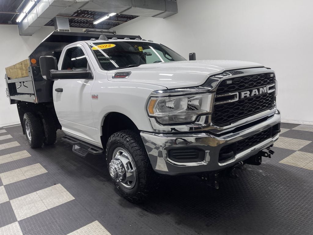2022 RAM 3500 Chassis Tradesman/SLT