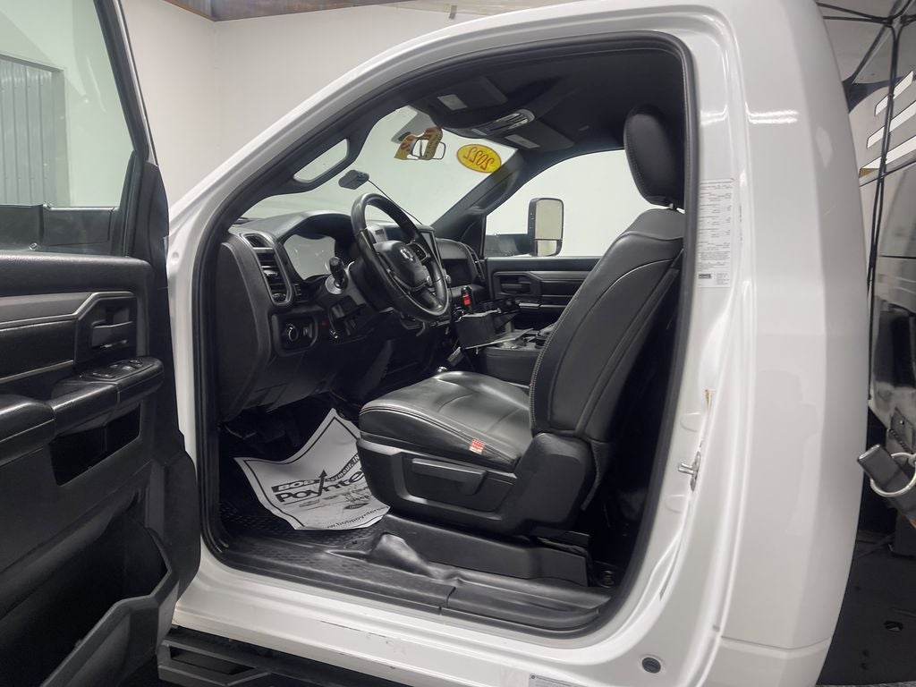 2022 RAM 3500 Chassis Tradesman/SLT