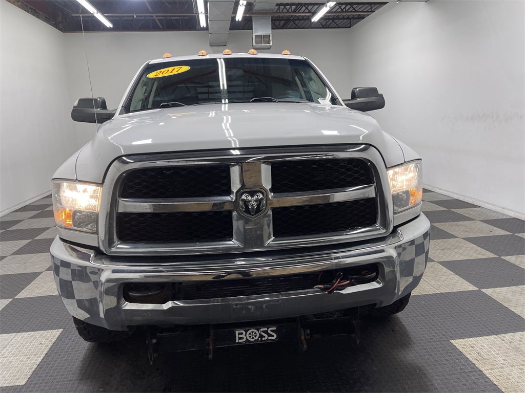 2017 RAM 3500 Chassis Tradesman/SLT/Laramie