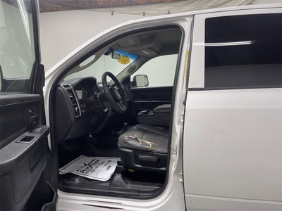 2017 RAM 3500 Chassis Tradesman/SLT/Laramie