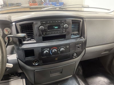 2007 Dodge Ram 3500 HD Chassis ST/SLT