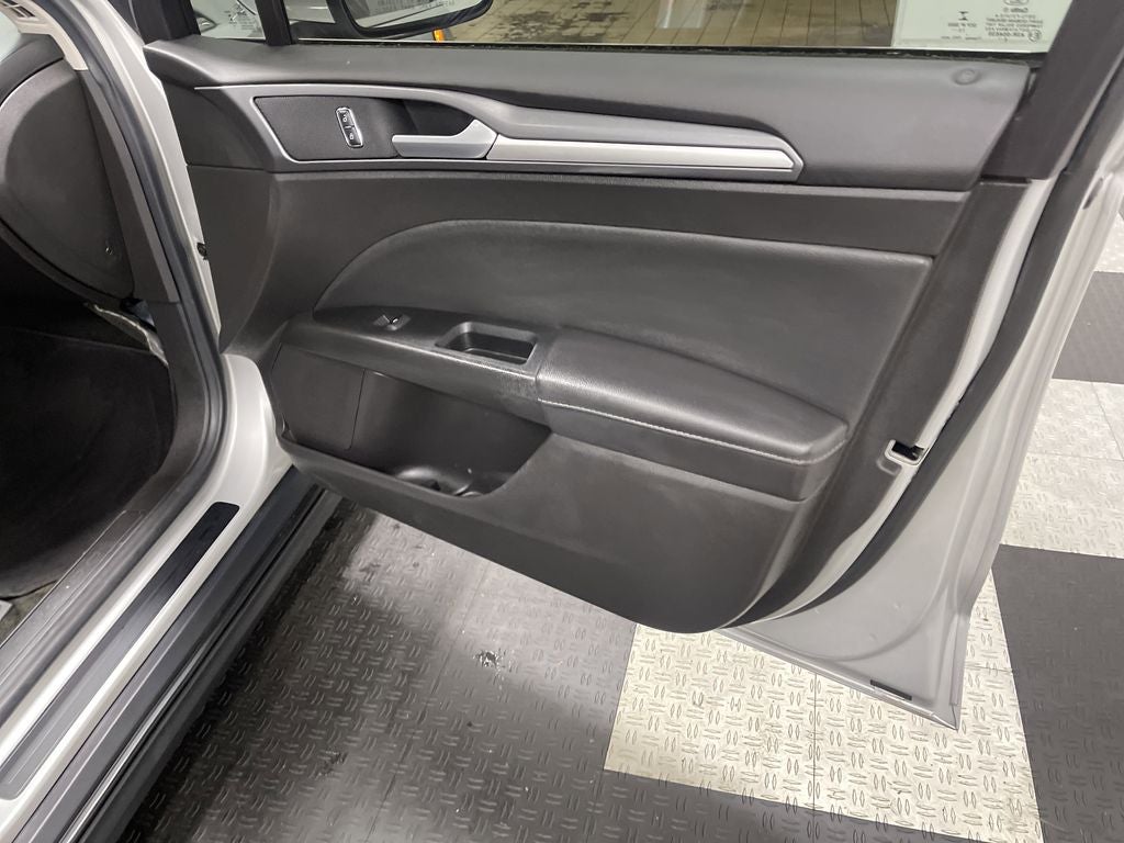 2016 Ford Fusion S