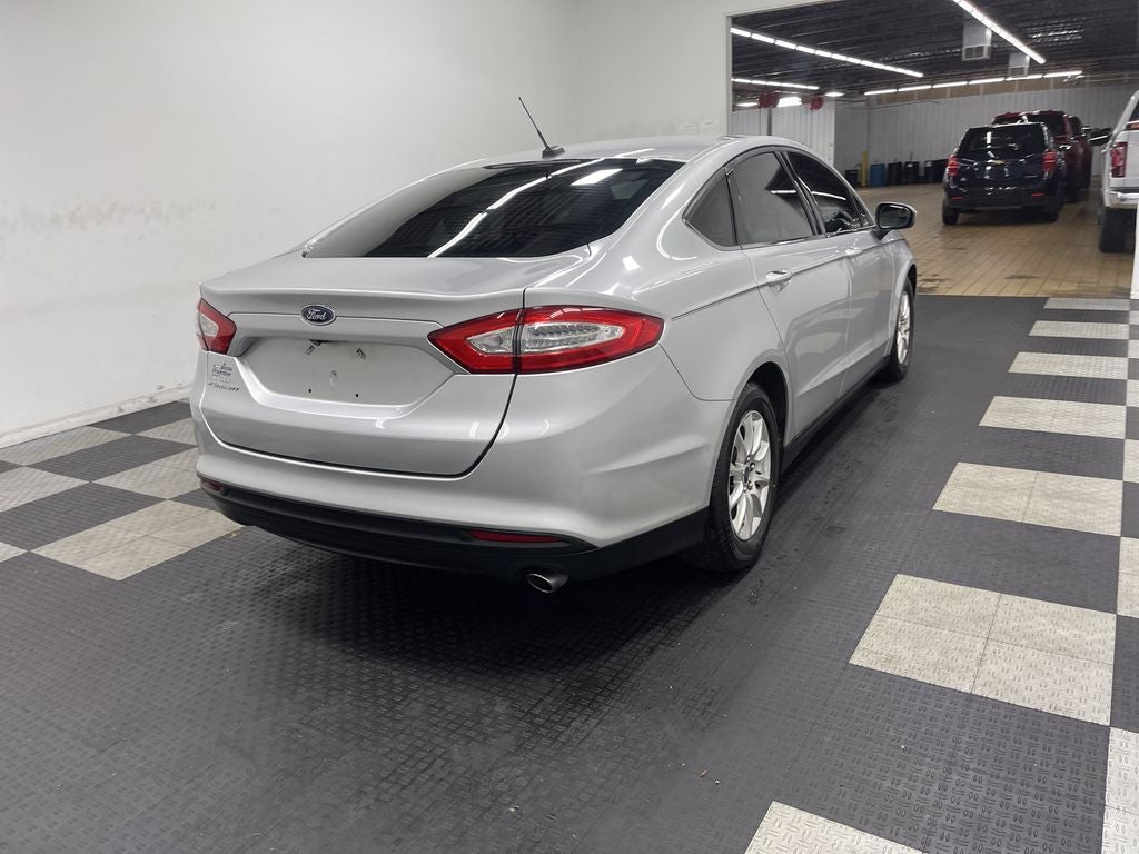 2016 Ford Fusion S