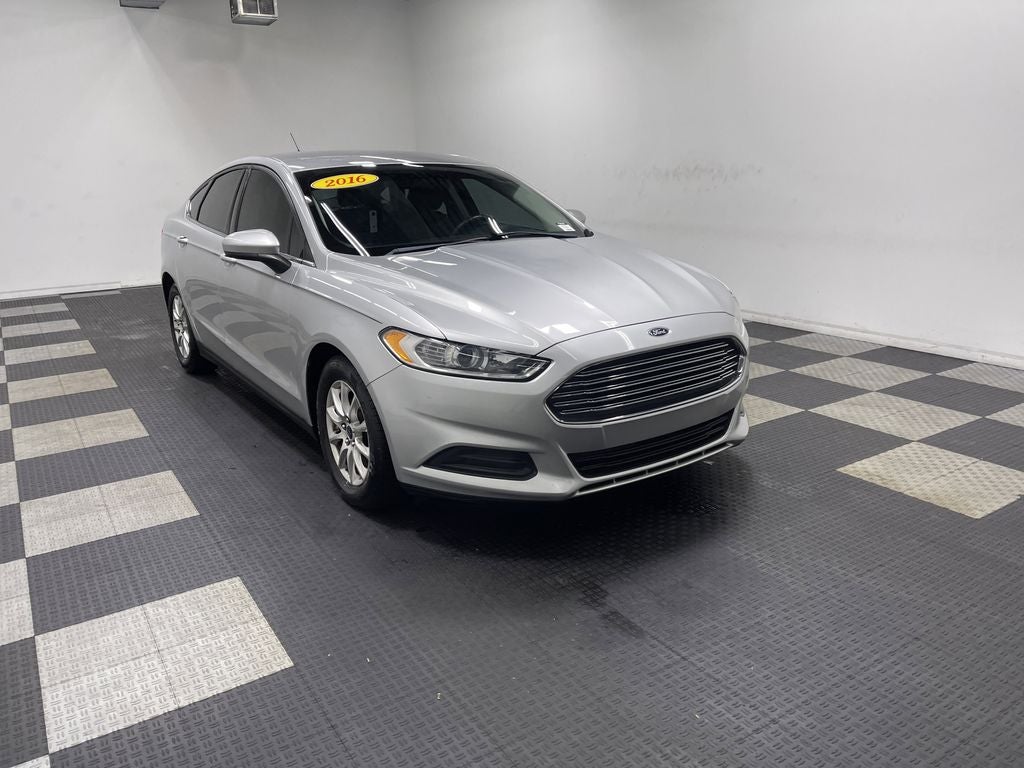 2016 Ford Fusion S
