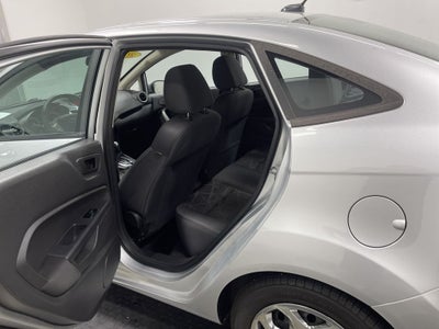 2013 Ford Fiesta SE
