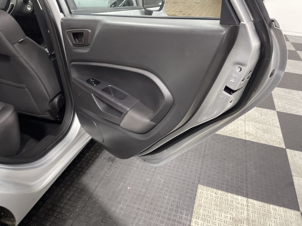 2013 Ford Fiesta SE
