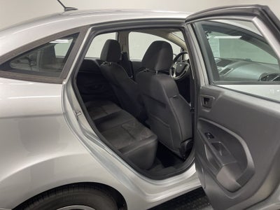 2013 Ford Fiesta SE