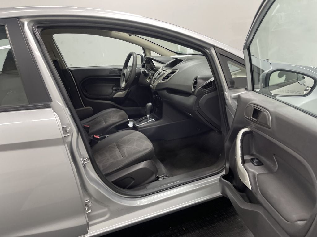 2013 Ford Fiesta SE