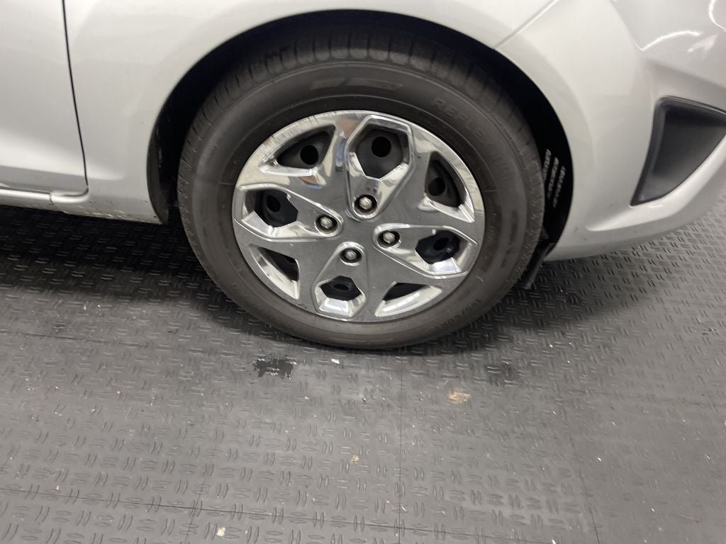 2013 Ford Fiesta SE