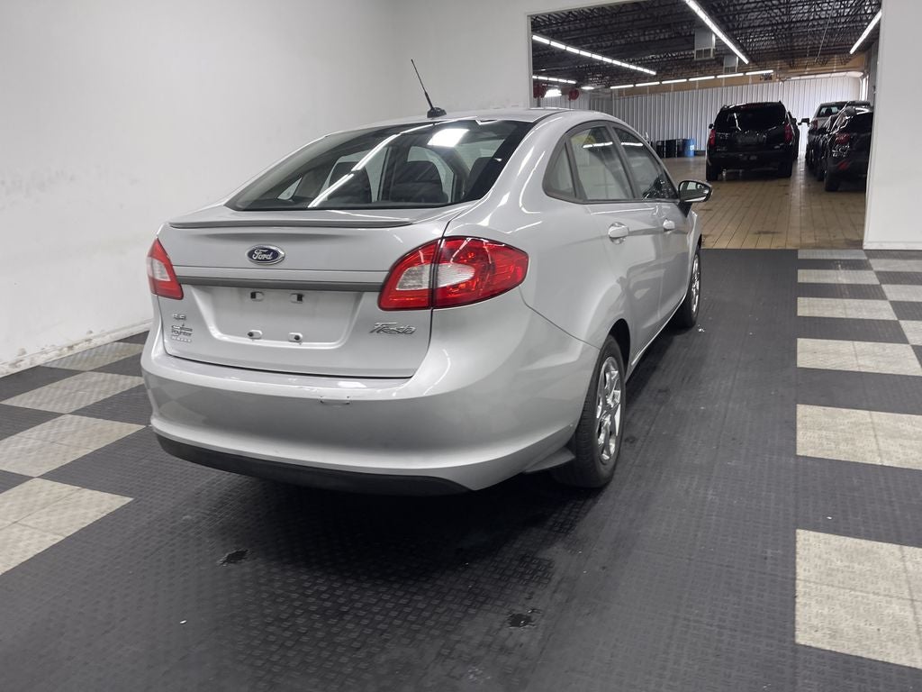 2013 Ford Fiesta SE