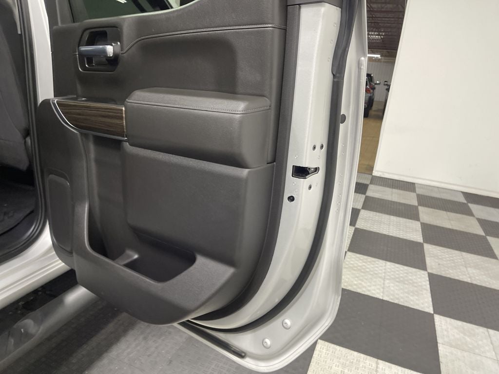 2022 Chevrolet Silverado 1500 LTD 4WD Crew Cab Short Bed RST