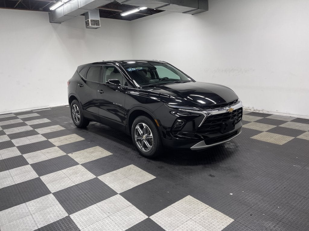 2025 Chevrolet Blazer FWD 2LT