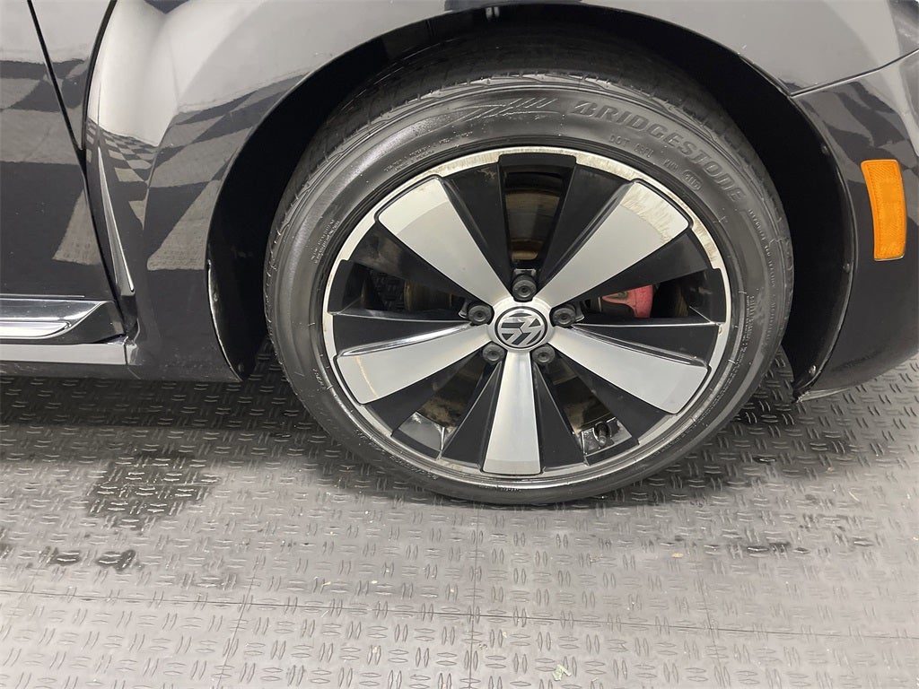 2014 Volkswagen Beetle Convertible 2.0T R-Line