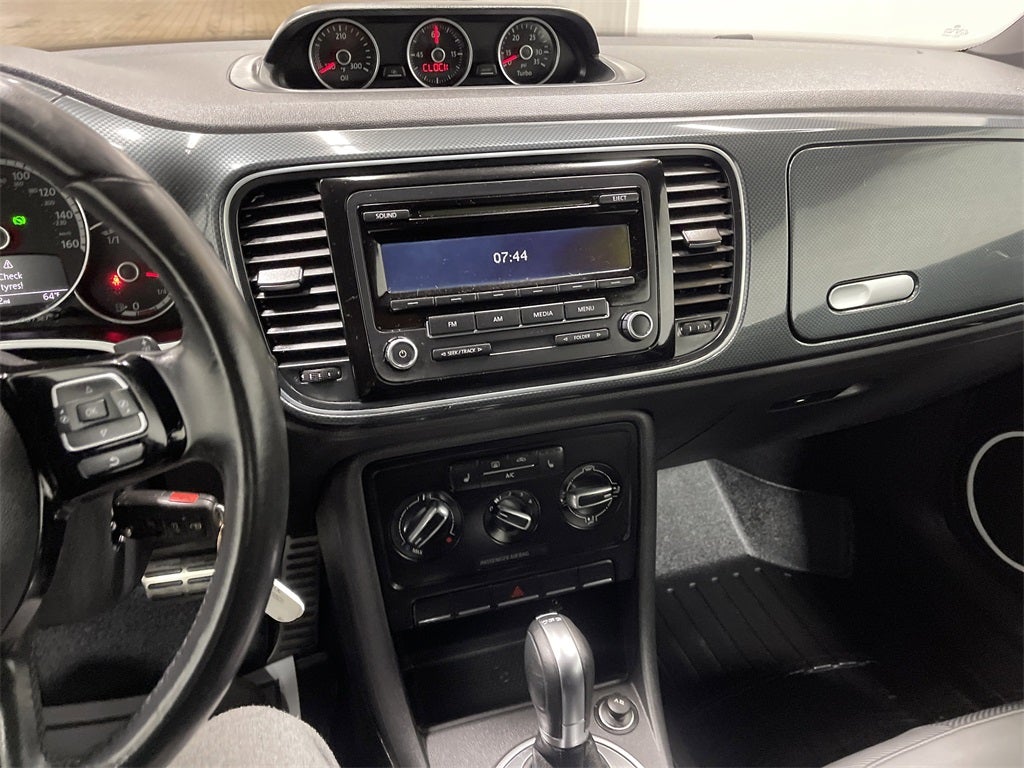 2014 Volkswagen Beetle Convertible 2.0T R-Line