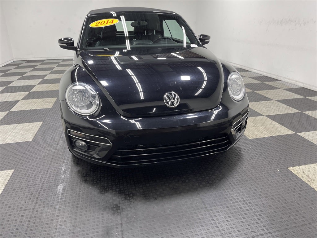 2014 Volkswagen Beetle Convertible 2.0T R-Line