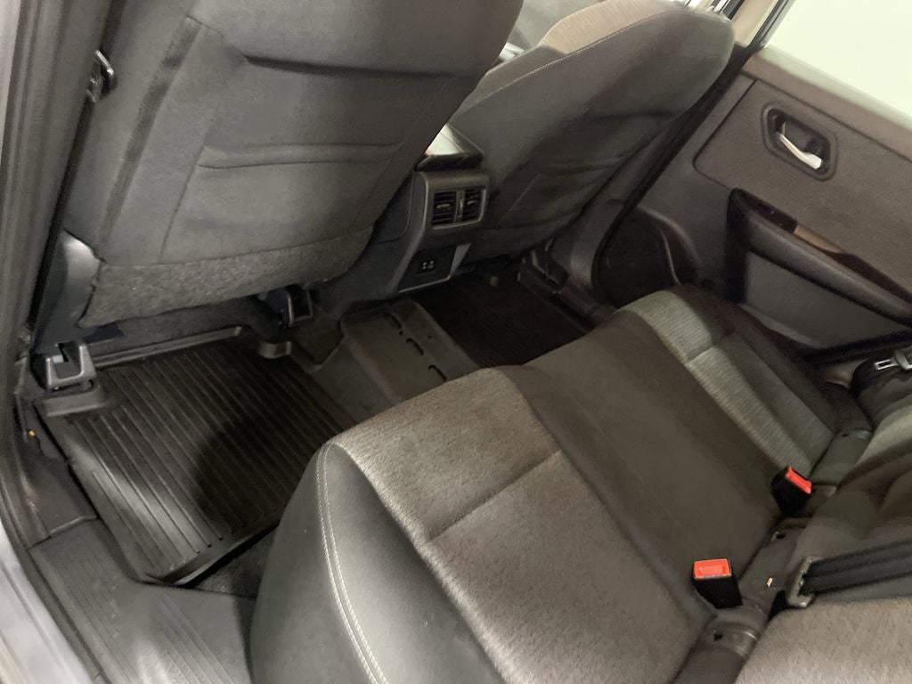 2022 Nissan Rogue SV Intelligent AWD