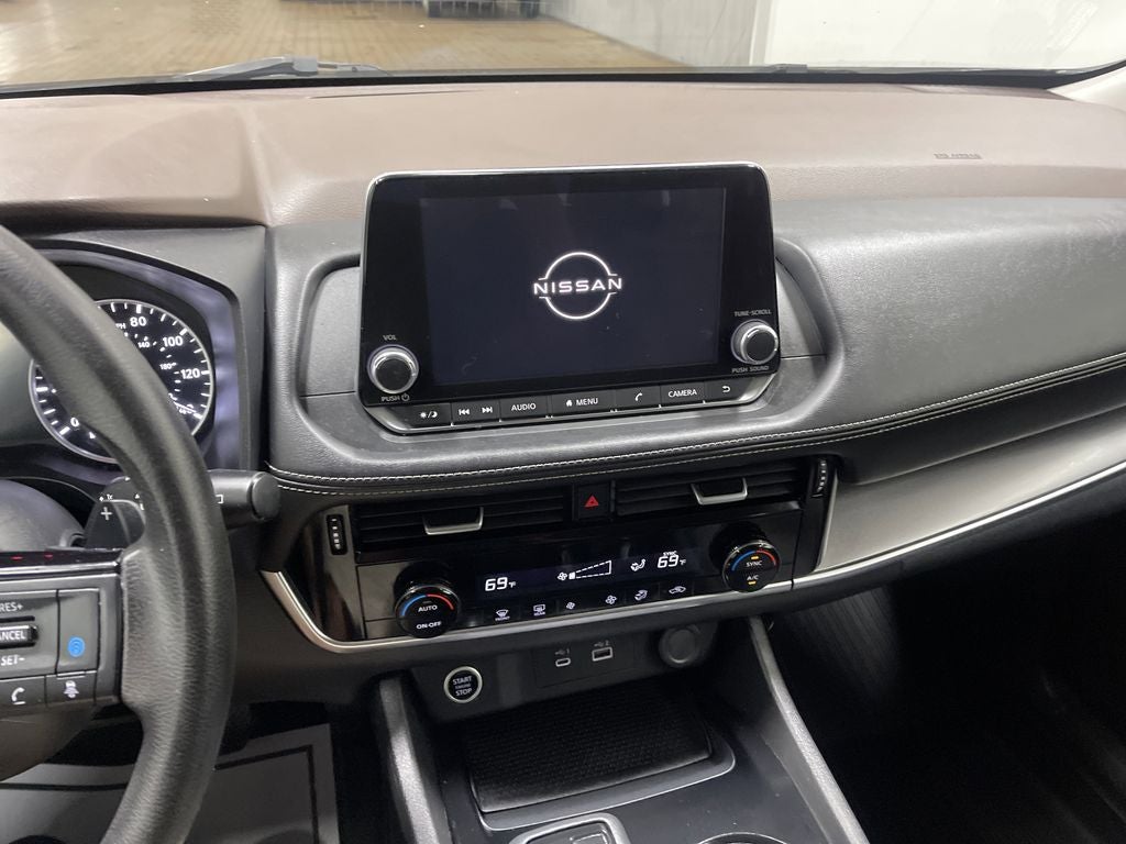 2022 Nissan Rogue SV Intelligent AWD