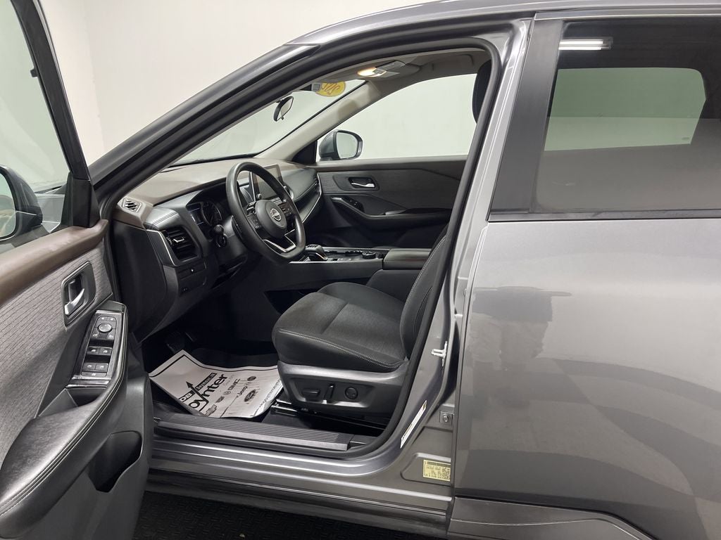 2022 Nissan Rogue SV Intelligent AWD