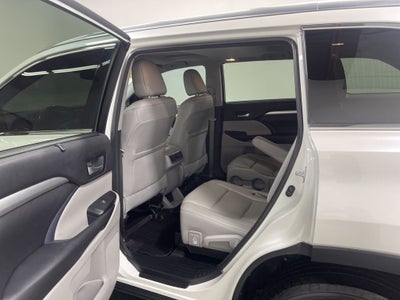 2016 Toyota Highlander XLE V6