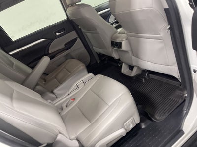 2016 Toyota Highlander XLE V6