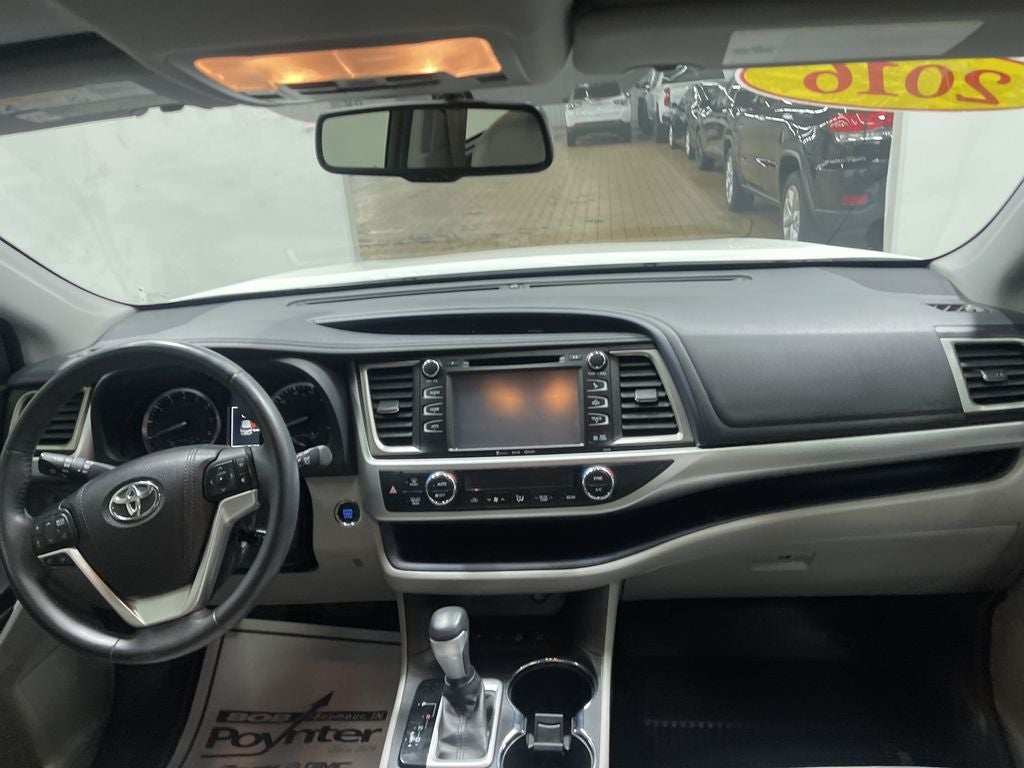 2016 Toyota Highlander XLE V6