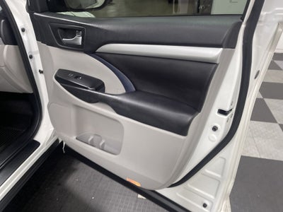 2016 Toyota Highlander XLE V6