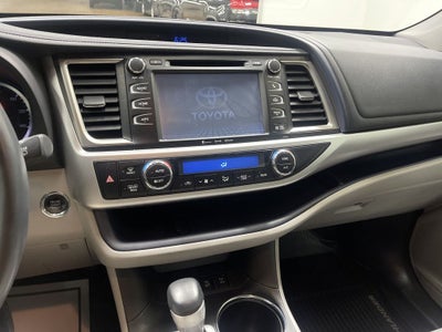 2016 Toyota Highlander XLE V6