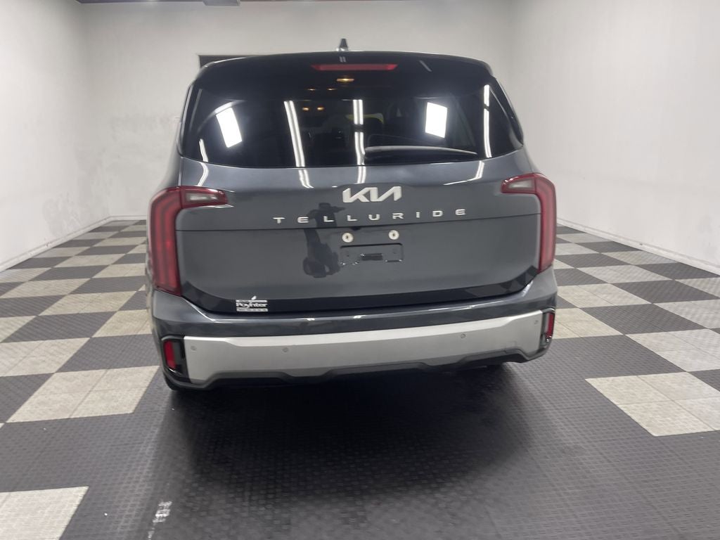 2023 Kia Telluride LX