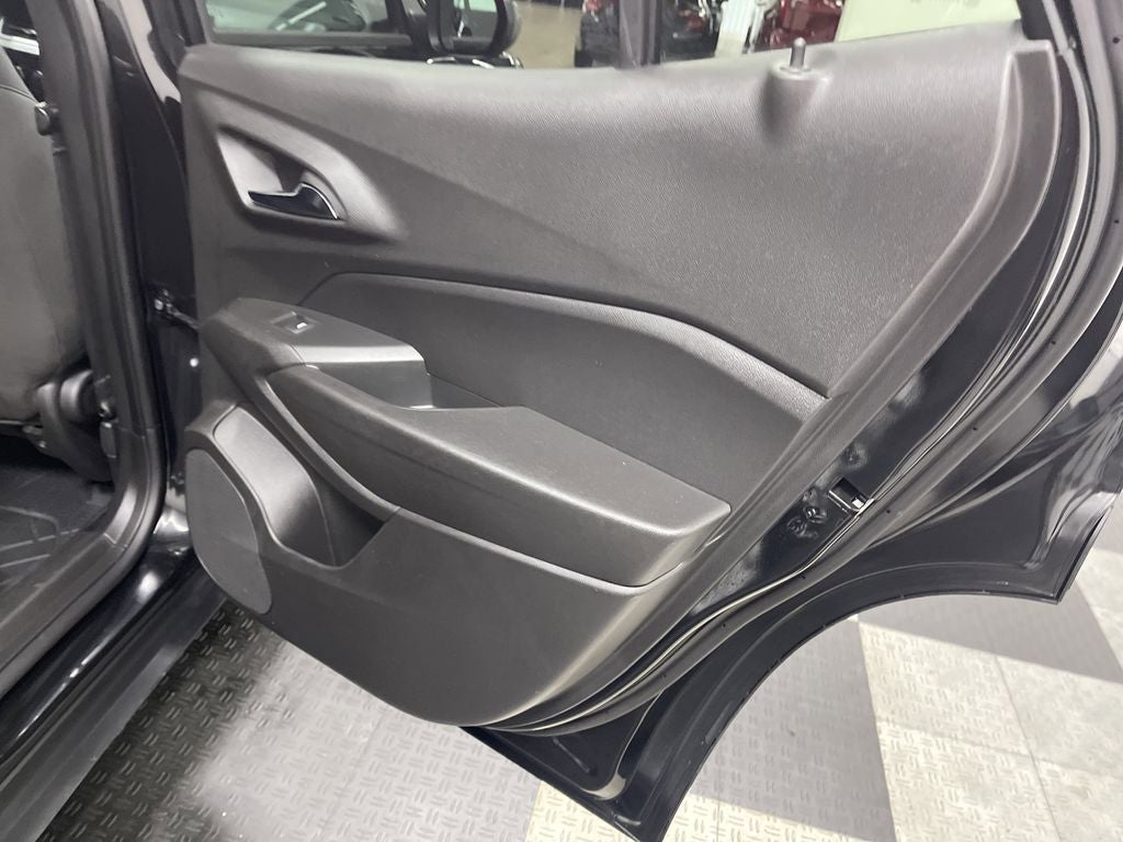 2025 Chevrolet Trax FWD LS