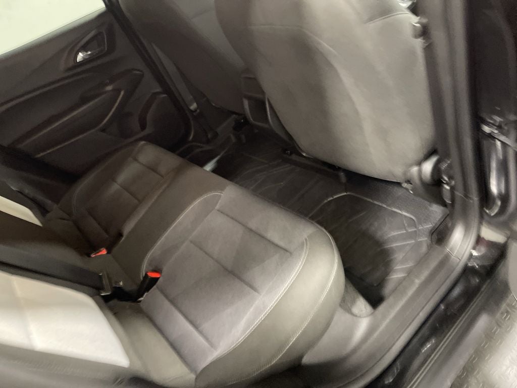 2025 Chevrolet Trax FWD LS